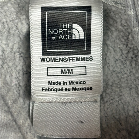 The North Face Women's Hoodie –‎ Size Medium – Classic Zip-Up Sweatshirt - Picture 4 of 8